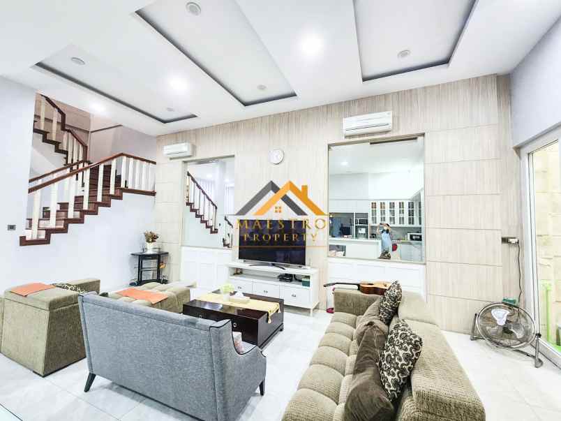 dijual rumah fully furnished jalan panglima nyak makam