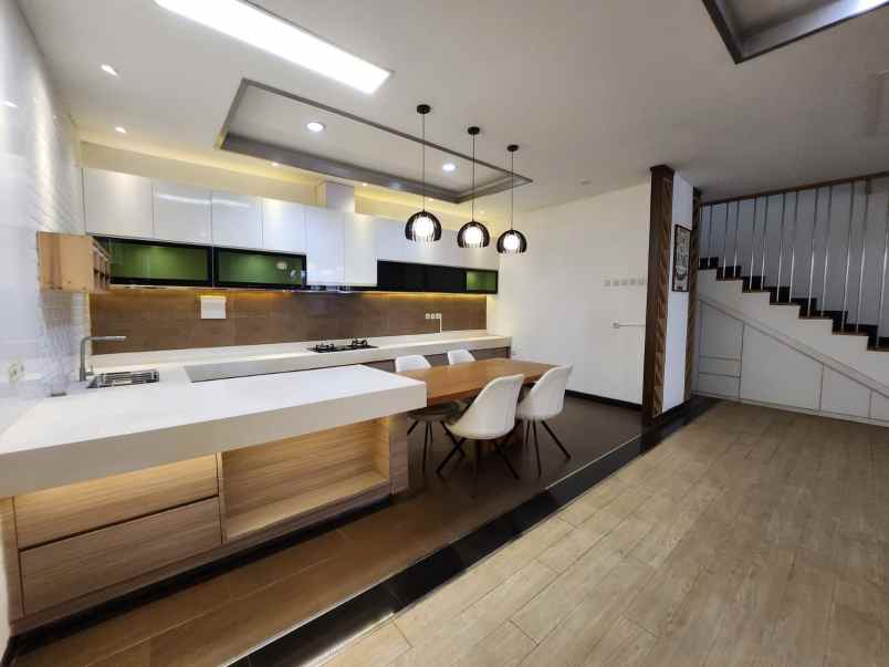 dijual rumah gading lavender kelapa gading