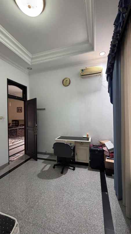 dijual rumah galaxy bumi permai araya