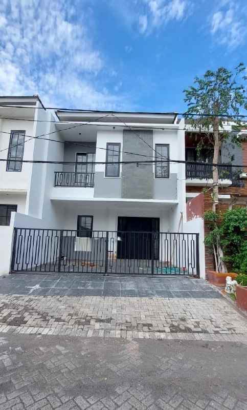dijual rumah galaxy bumi permai sukolilo
