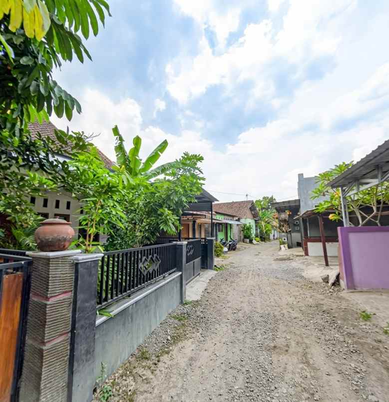 dijual rumah gamping