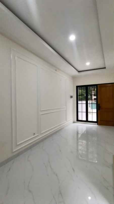 dijual rumah gandaria jagakarsa