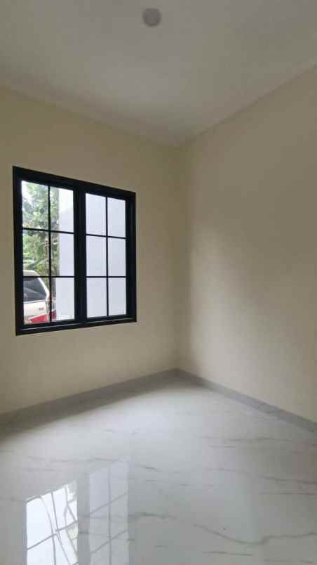dijual rumah gandaria jagakarsa