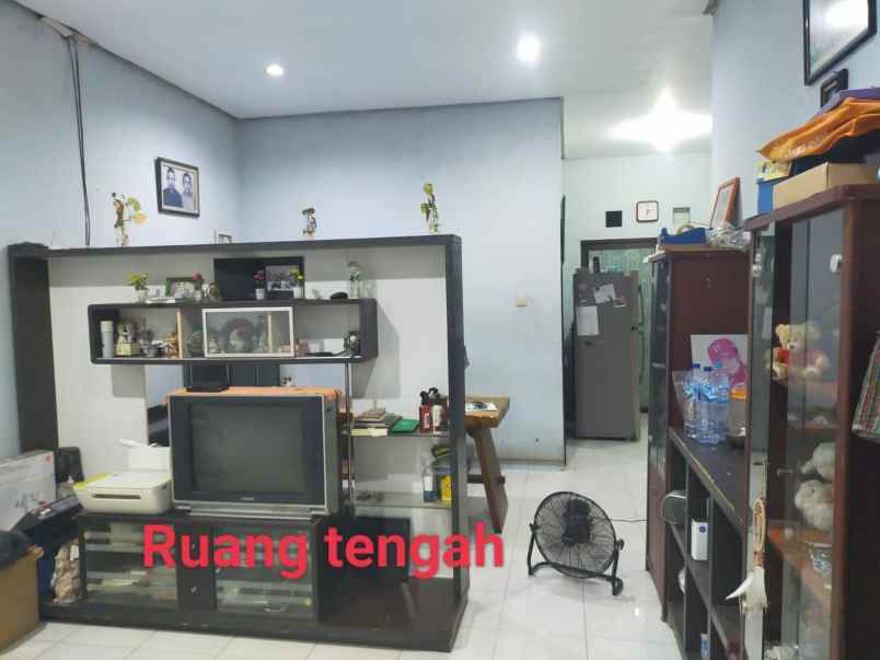 dijual rumah garden dian regency