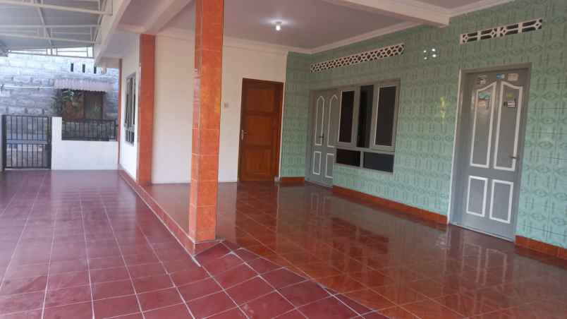 dijual rumah godean