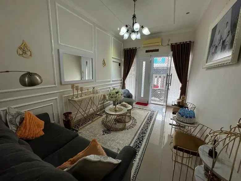 dijual rumah graha bunga