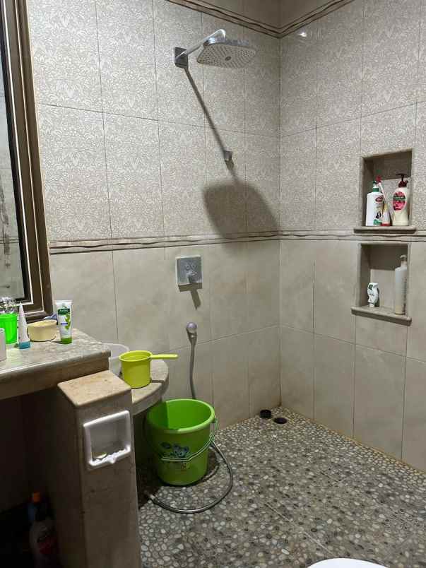 dijual rumah graha sampurna indah wiyung