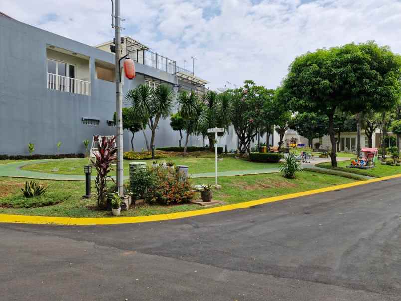 dijual rumah grand richard ebony