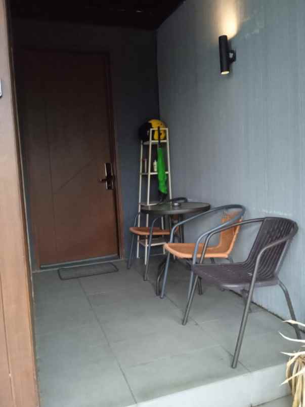 dijual rumah grand trevista rempoa banten