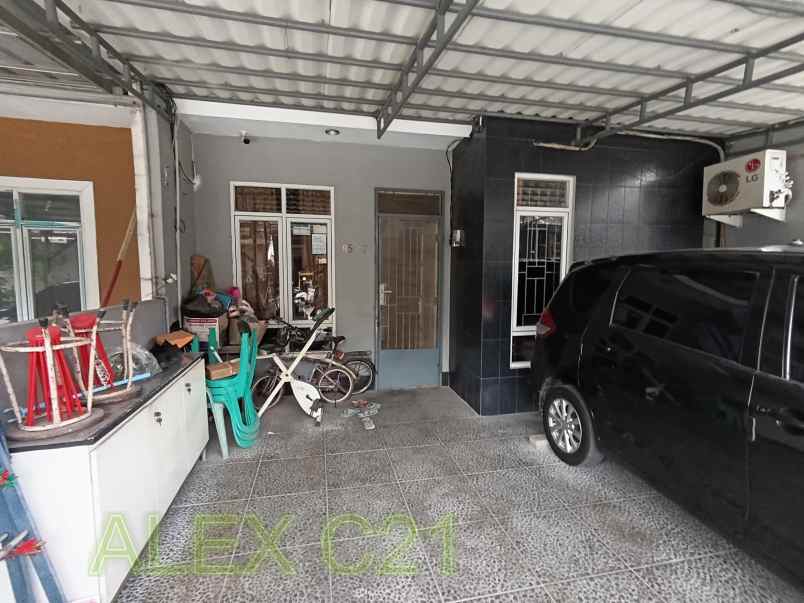 dijual rumah grand view