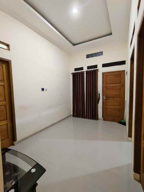 dijual rumah griya arkhana 1 no b5 jl