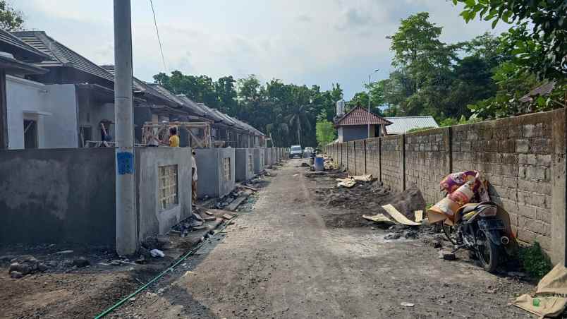 dijual rumah griya taman ayu sanggulan