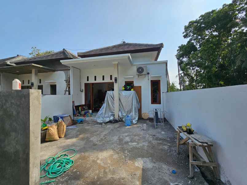 dijual rumah griya taman ayu sanggulan