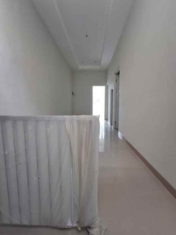 dijual rumah gunung anyar sawah