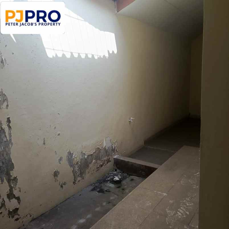 dijual rumah harapan indah 1