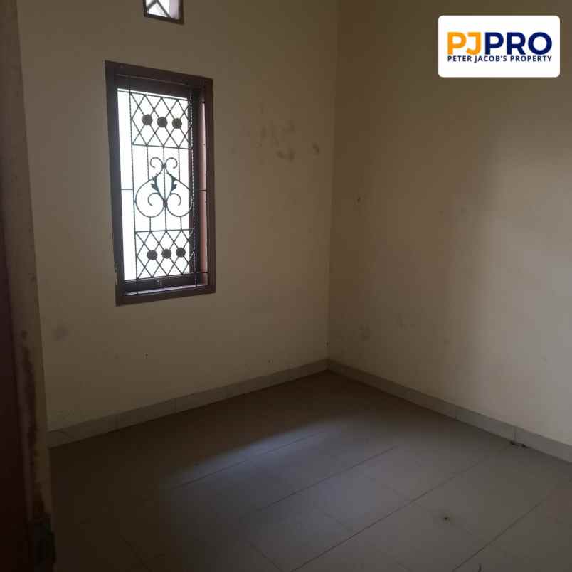 dijual rumah harapan indah 1