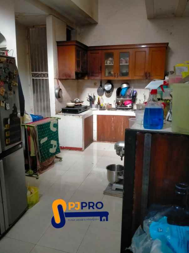 dijual rumah harapan indah cluster