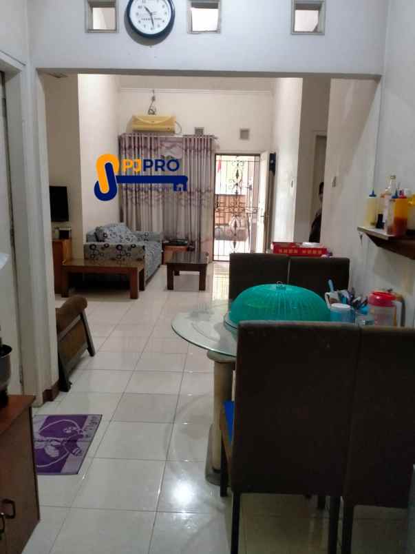 dijual rumah harapan indah cluster