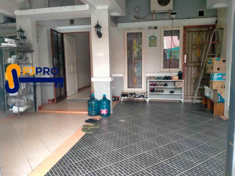 dijual rumah harapan indah cluster