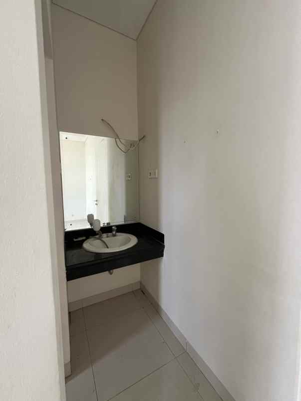 dijual rumah harapan indah cluster neo