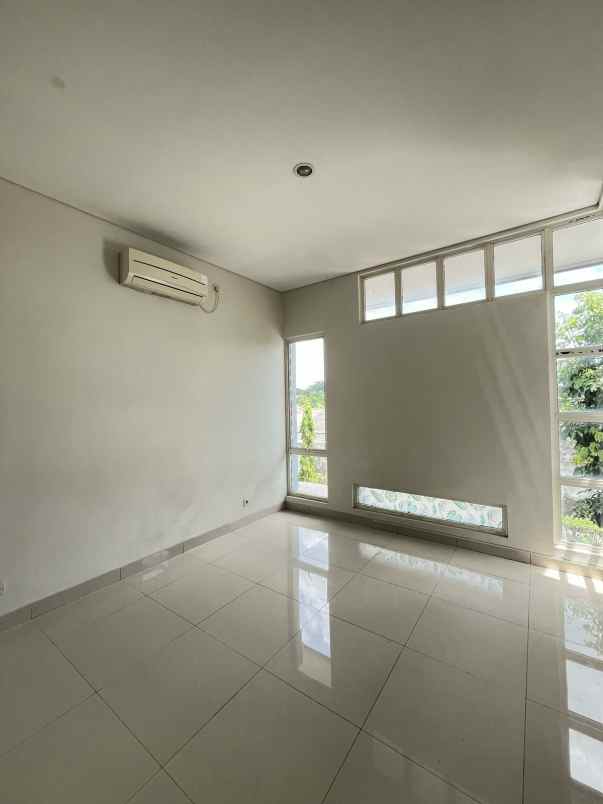 dijual rumah harapan indah cluster neo