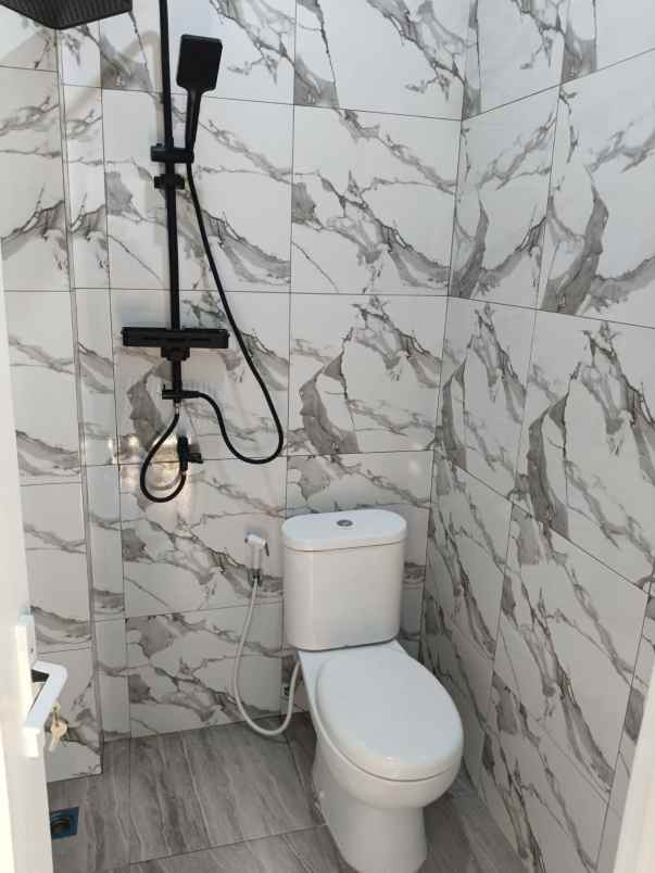dijual rumah harapan jaya