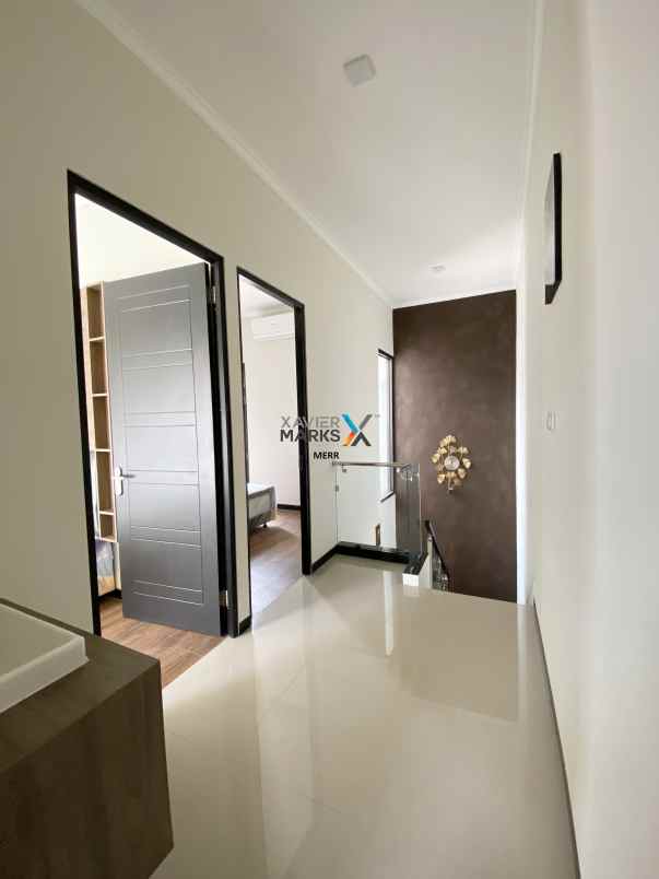 dijual rumah harmoni kutisari selatan