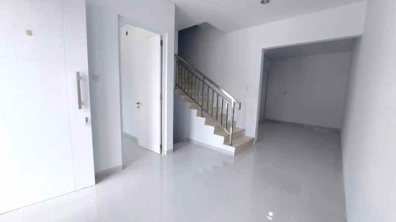 dijual rumah imperial gading sukapura