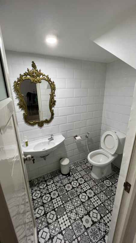 dijual rumah jagakarsa jagakarsa