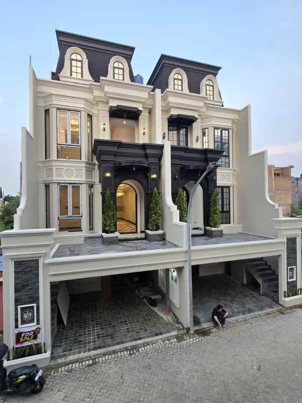 dijual rumah jagakarsa jakarta selatan
