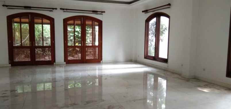 dijual rumah jakarta selatan kebayoran lama