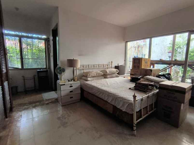 dijual rumah jalan cempaka putih tengah