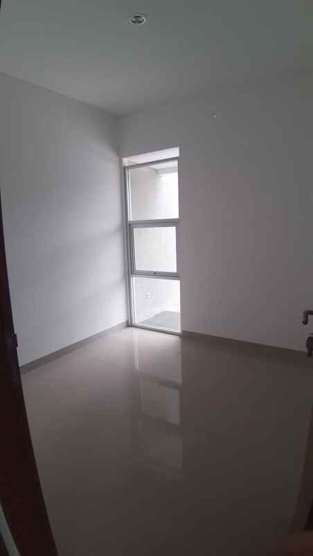 dijual rumah jalan ciganitri ii