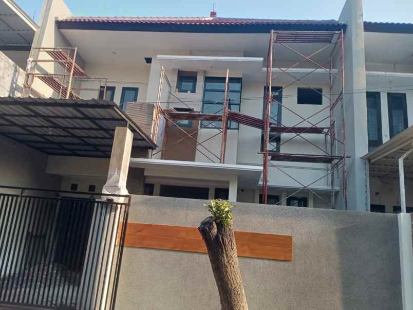 dijual rumah jalan graha sampurna indah