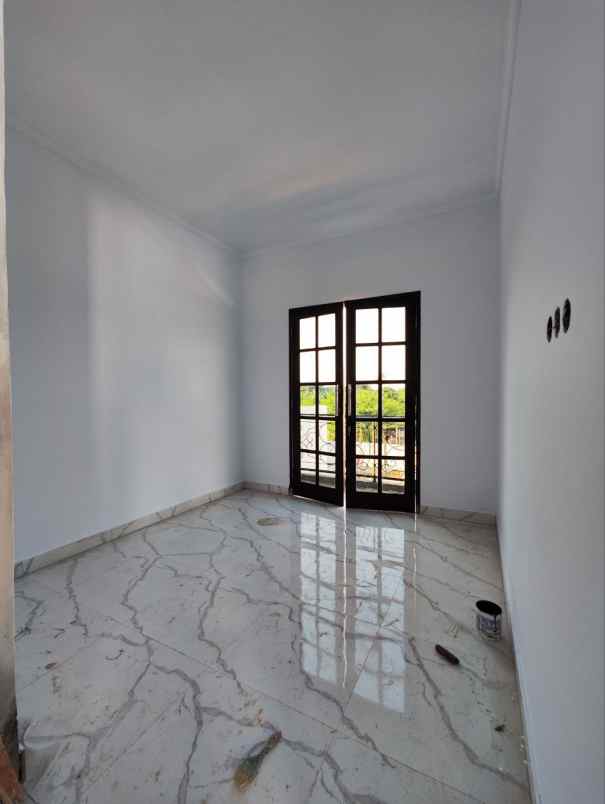 dijual rumah jalan harjamukti