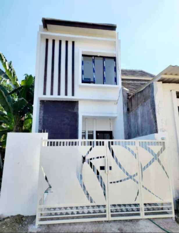 dijual rumah jalan jelidro