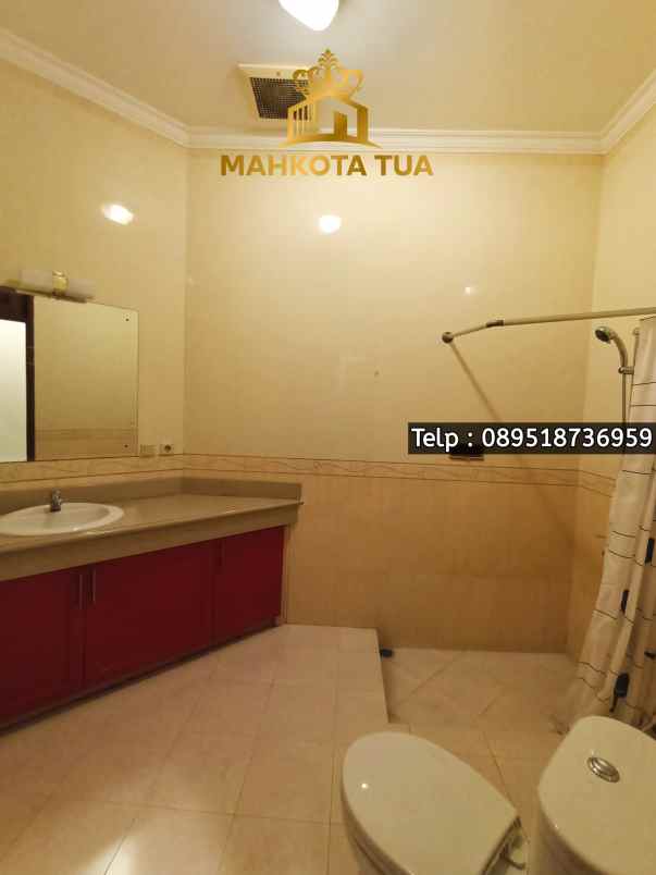 dijual rumah jalan kemang