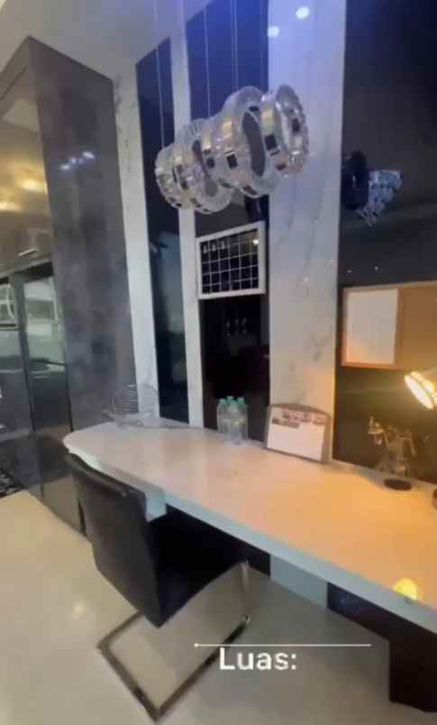 dijual rumah jalan mayjen sungkono