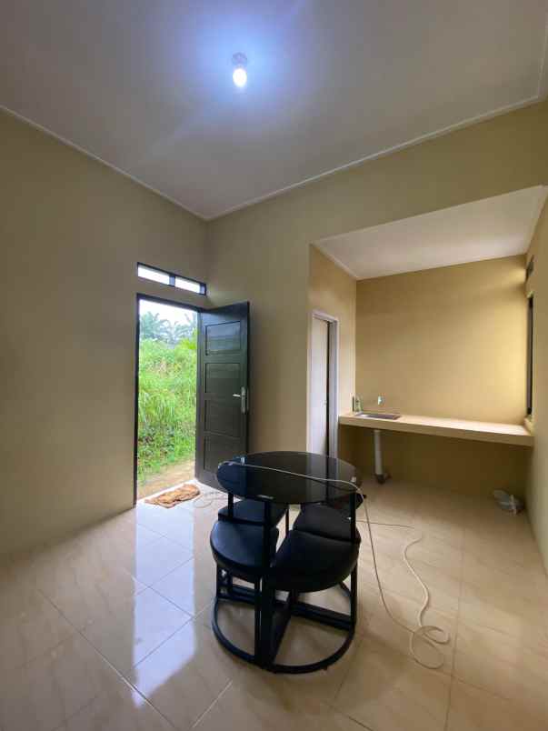 dijual rumah jalan pramuka pekanbaru