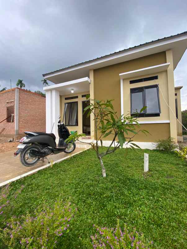 dijual rumah jalan pramuka pekanbaru