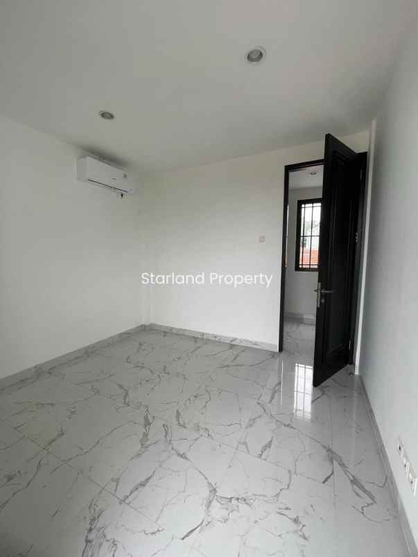 dijual rumah jalan raya rempoa jakarta