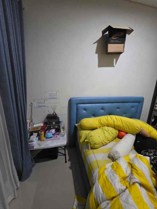 dijual rumah jalan royal residence