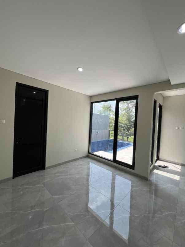 dijual rumah jalan taman dayu