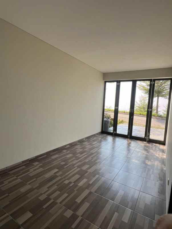 dijual rumah jalan taman dayu