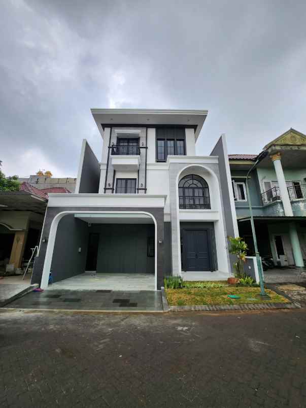 dijual rumah jalan villa taman telaga