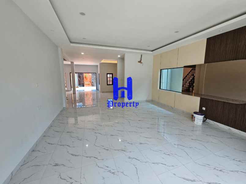 dijual rumah jalan wartawan daerah