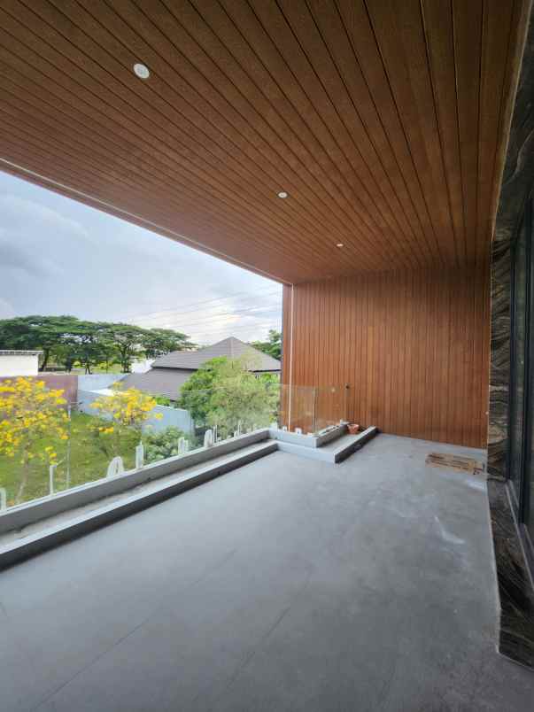 dijual rumah jalan woodland