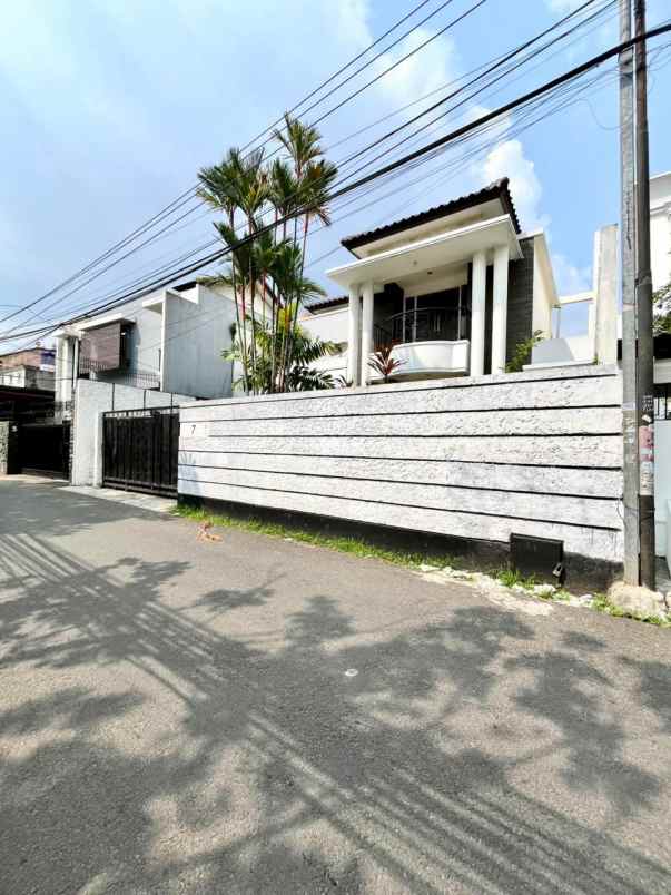 dijual rumah jaln raya bangka kemang