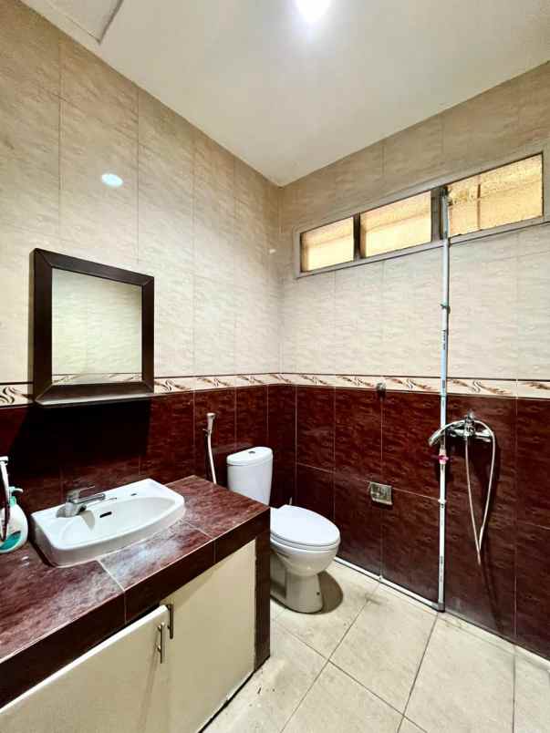 dijual rumah jaln raya bangka kemang