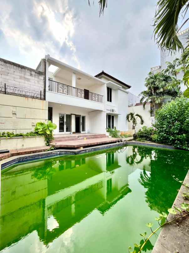 dijual rumah jaln raya bangka kemang